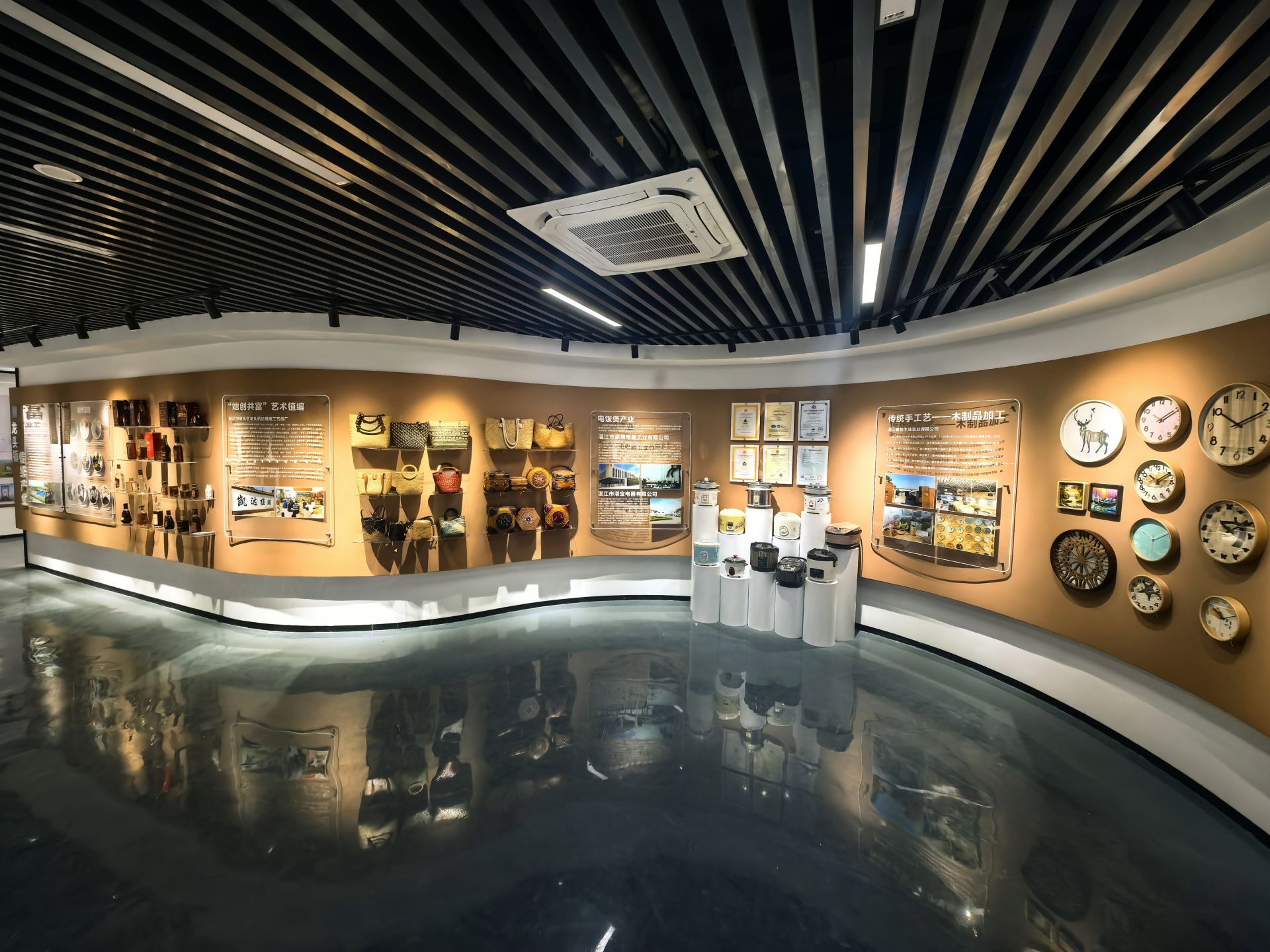 坡頭區(qū)龍頭鎮(zhèn)美麗客廳產(chǎn)品展銷(xiāo)區(qū).jpeg